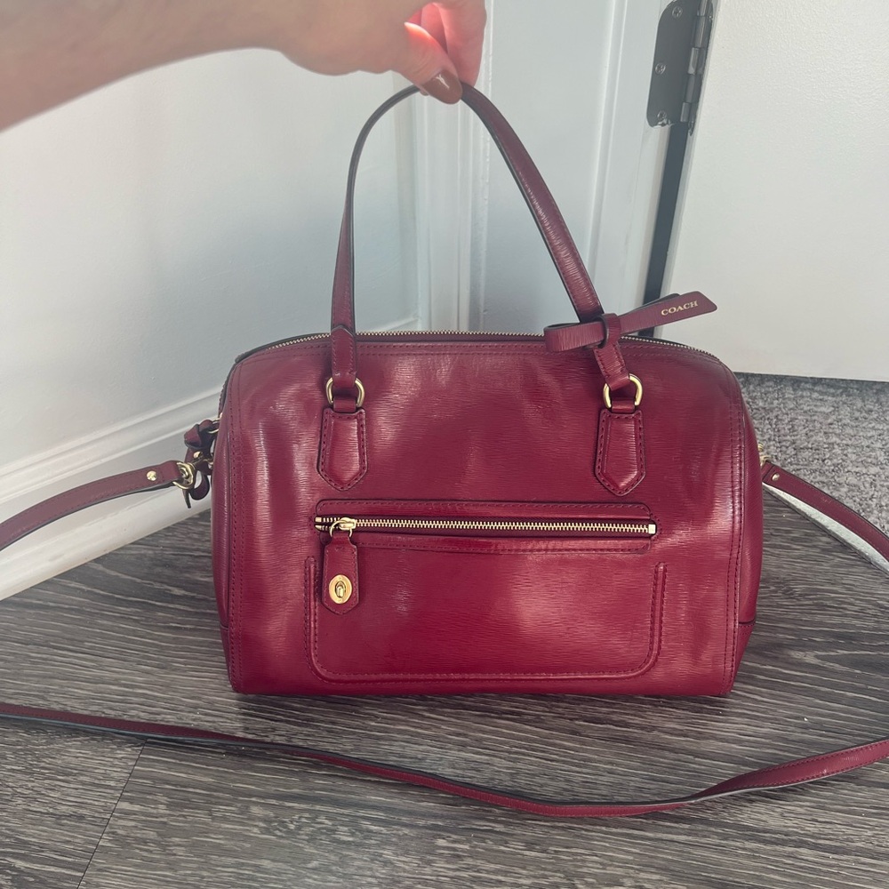 COACH satchel crossbody from the Poppy line. Great condition.